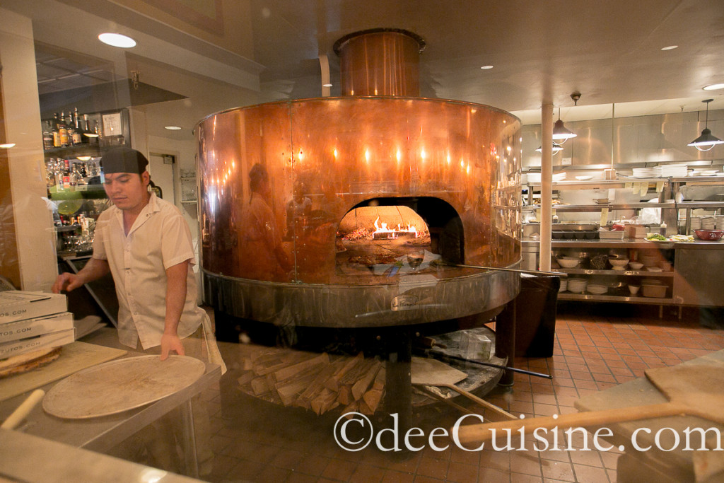 Pizza oven