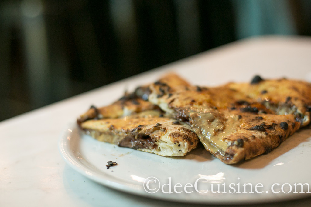 B+W Smores Pizza - Nutella, Graham crackers, Marshmallows